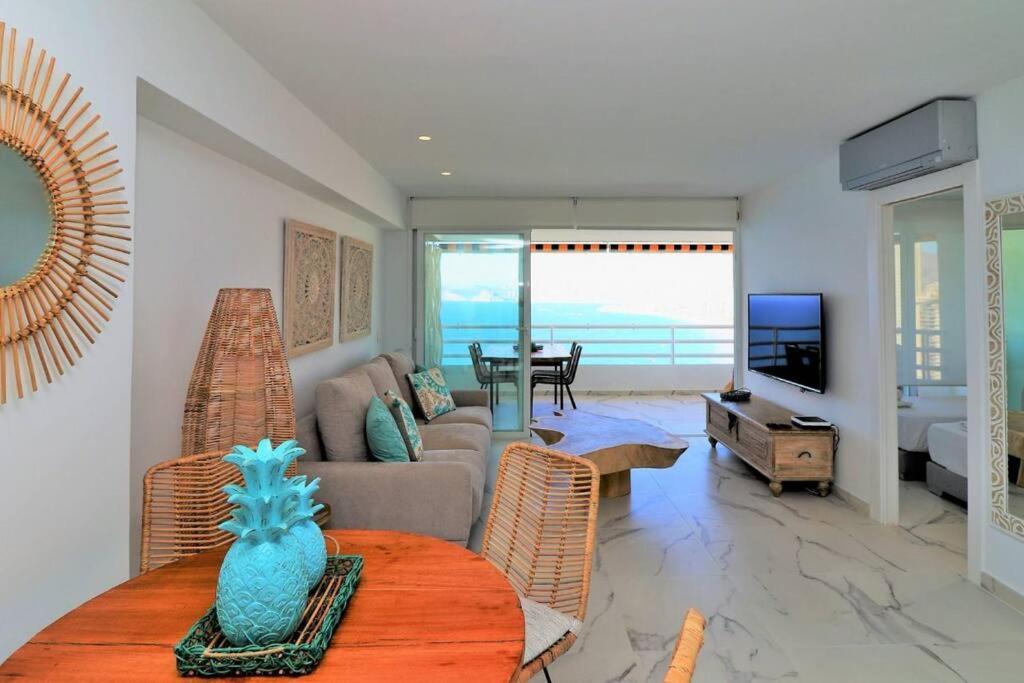 Luxurious 2-Bedroom Apt With Stunning Views, 1St Line On Levante Beach, Бенидорм Екстериор снимка