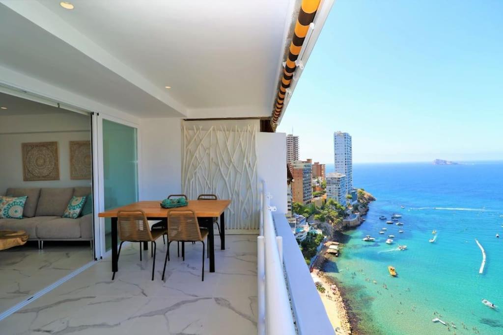 Luxurious 2-Bedroom Apt With Stunning Views, 1St Line On Levante Beach, Бенидорм Екстериор снимка