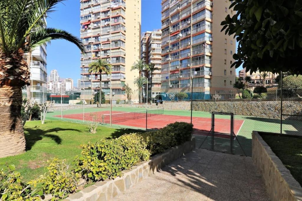 Luxurious 2-Bedroom Apt With Stunning Views, 1St Line On Levante Beach, Бенидорм Екстериор снимка