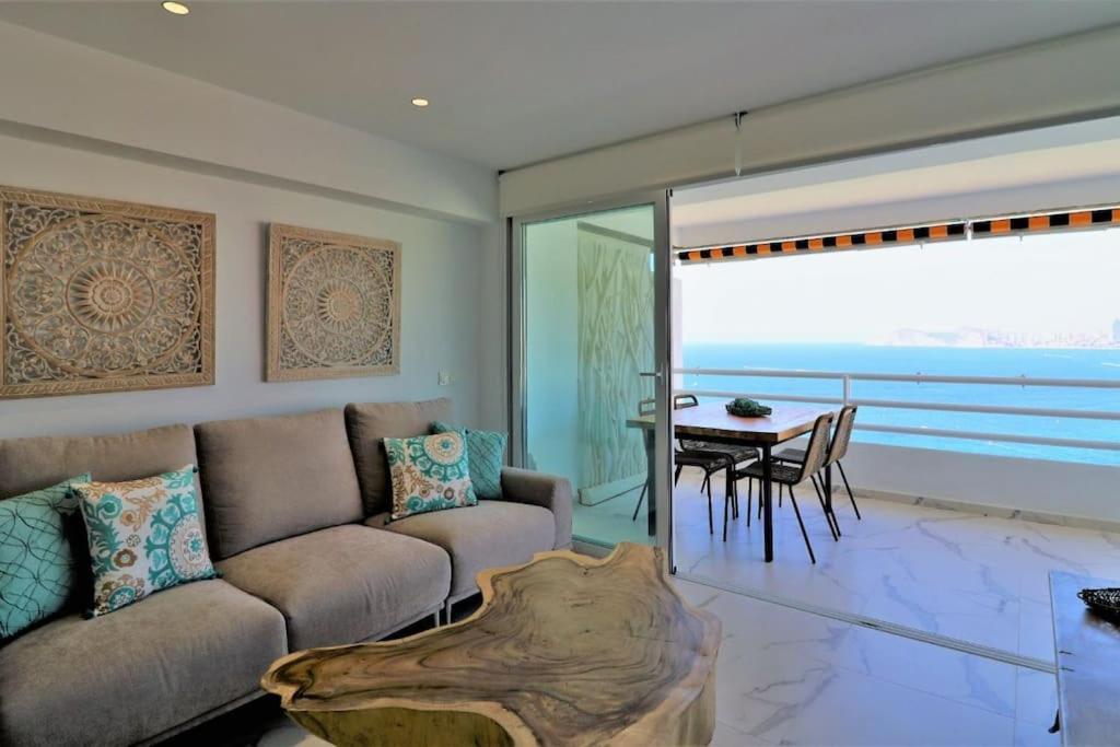 Luxurious 2-Bedroom Apt With Stunning Views, 1St Line On Levante Beach, Бенидорм Екстериор снимка